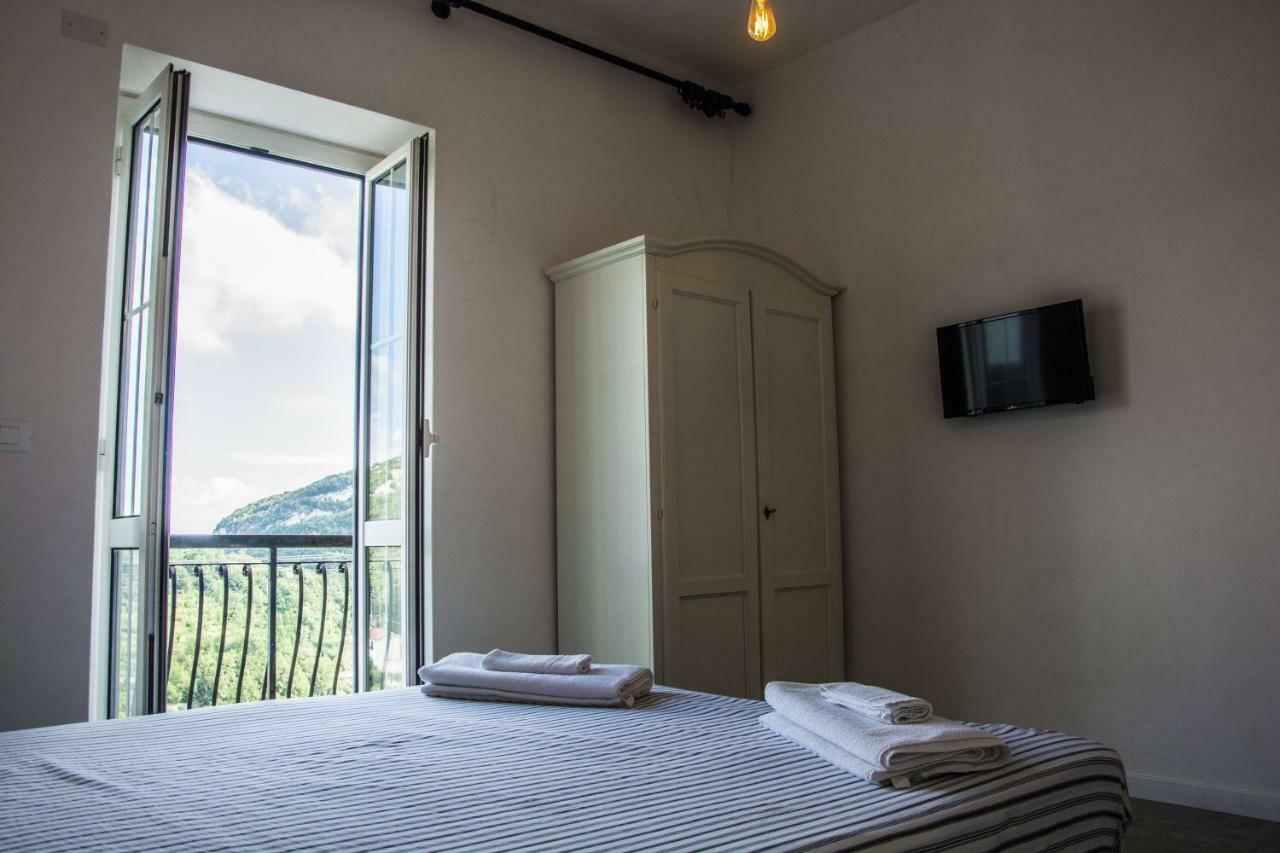 Apartment Sotto Il Santo Orco Feglino Exterior foto